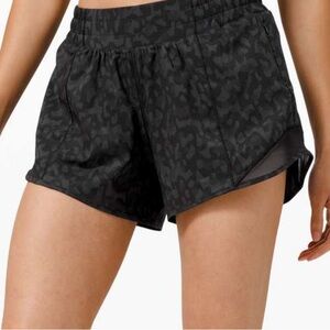 Lululemon Hotty Hot Shorts Formation Camo Deep Coal Multi Size 4 Tall
